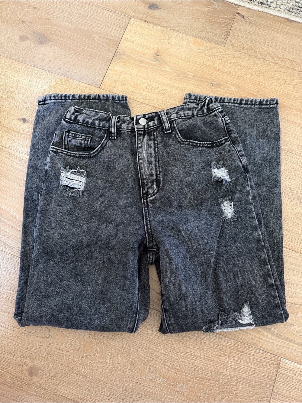 SHEIN Black Washed Relaxed Distressed Men's Jeans